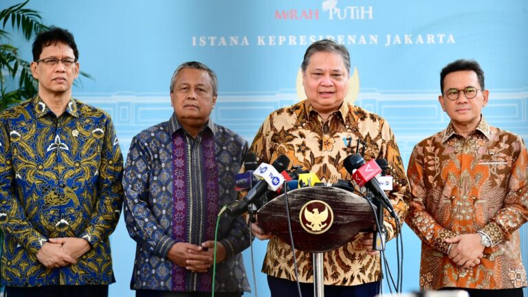 Kebijakan DHE Berlaku Juni 2026, Prabowo Pastikan Ekspor Strategis Tetap Berjalan
