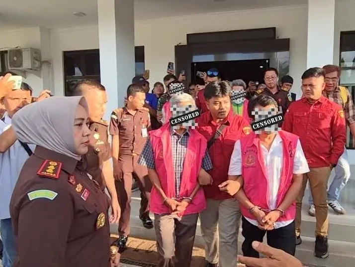 Kejari Lombok Tengah Tetapkan 4 Tersangka Dugaan Korupsi Pengadaan Dump Truck Rp5,1 Miliar.