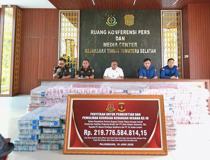 Uang Negara Rp1,4 Triliun Berhasil Dipulihkan, Kejati Sumsel Terima Pengembalian Rp219,77 Miliar