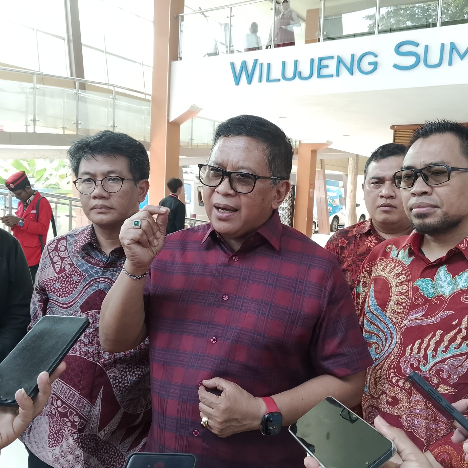 Sekjen PDI Perjuangan: Tulisan Bisa Mengguncang Dunia, Mahasiswa Harus Berani Melawan Ketidakadilan