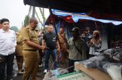 Tri Adhianto Minta Pedagang Patuhi Penataan Pasar Baru
