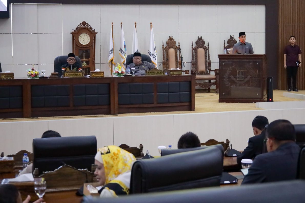 DPRD Banten Gelar Paripurna Jawaban Gubernur atas Pandangan Fraksi APBD 2025