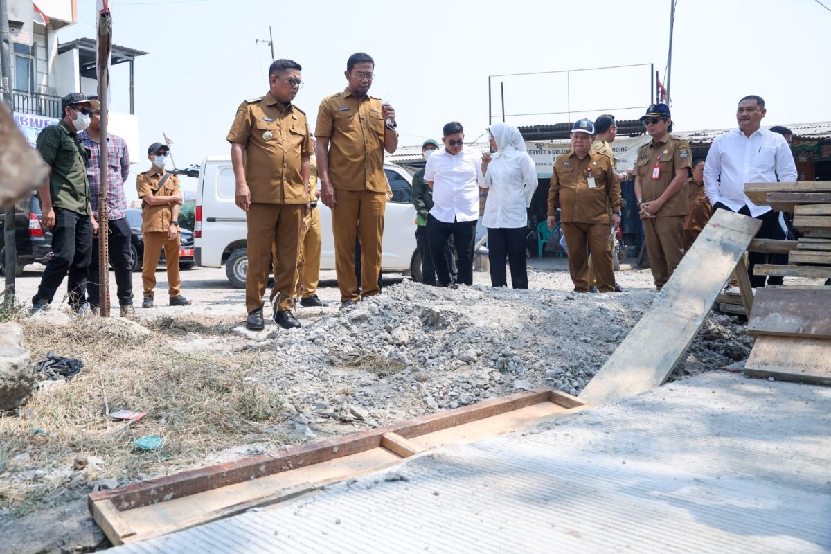 Gubernur Andra Soni Tinjau Rekonstruksi Jalan Teluknaga–Dadap