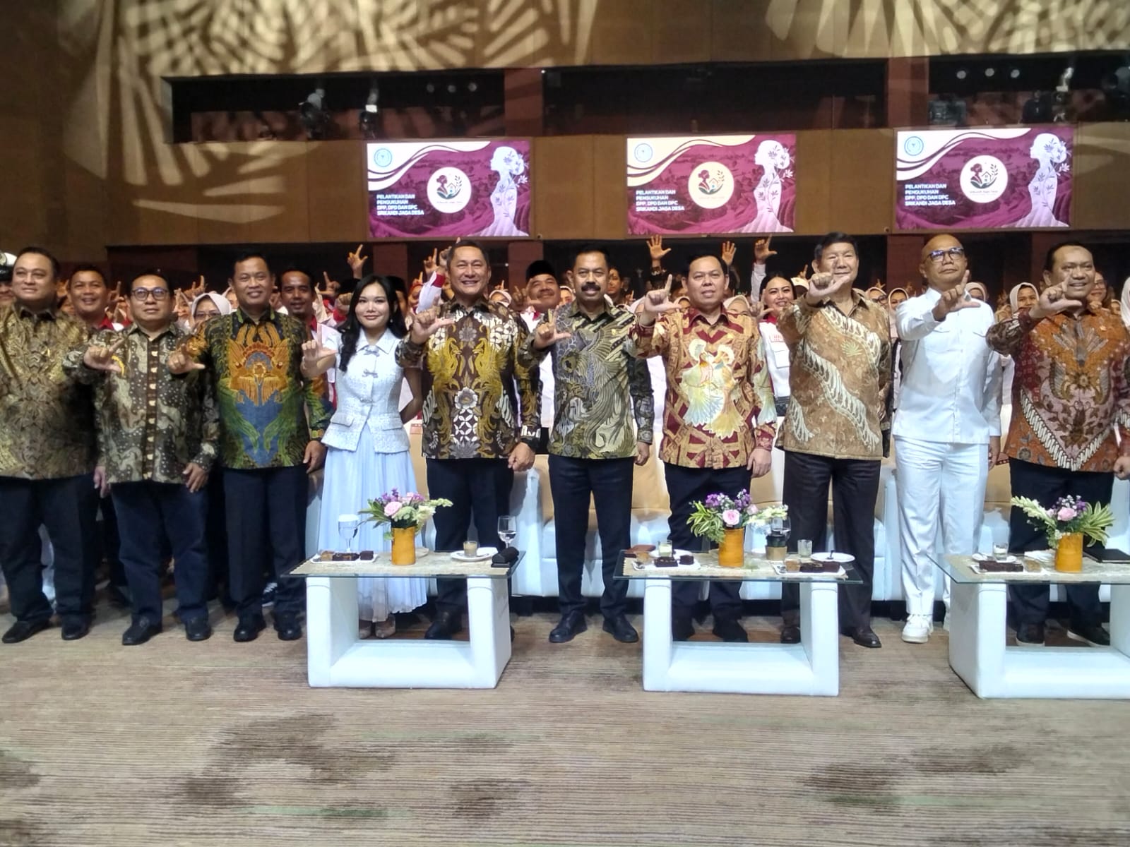 Hashim Djojohadikusumo Lantik Pengurus Srikandi Jaga Desa se-Indonesia