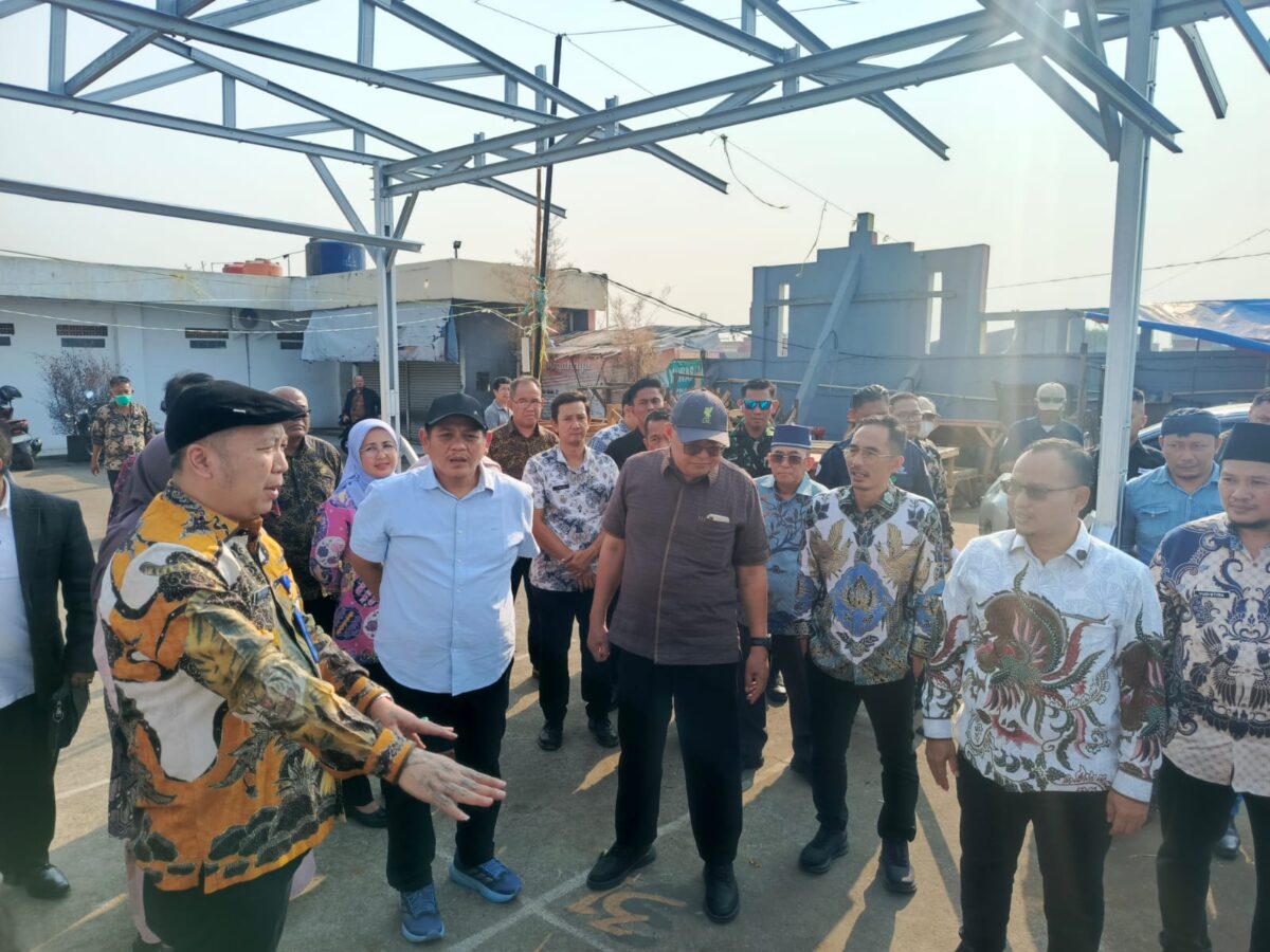 Sardi Tegaskan DPRD Kawal Aspirasi PKL Pasar Baru
