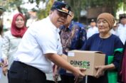 Dinsos Kota Bekasi Salurkan Permakanan 2026 bagi Anak, Lansia dan Disabilitas