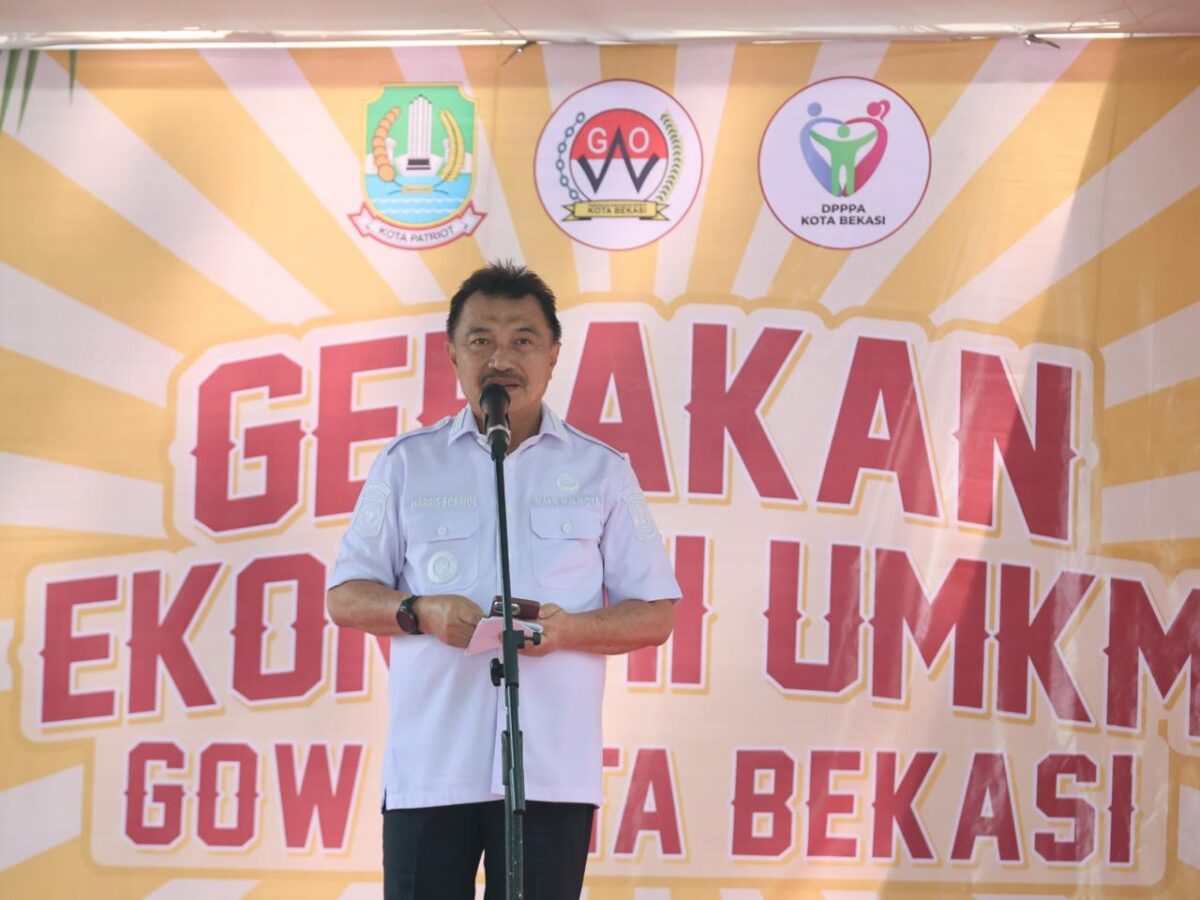 Wawali Harris Borong Produk UMKM Bekasi