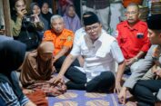 Gubernur Banten Takziah ke Rumah Duka ABK KM Arupadhatu