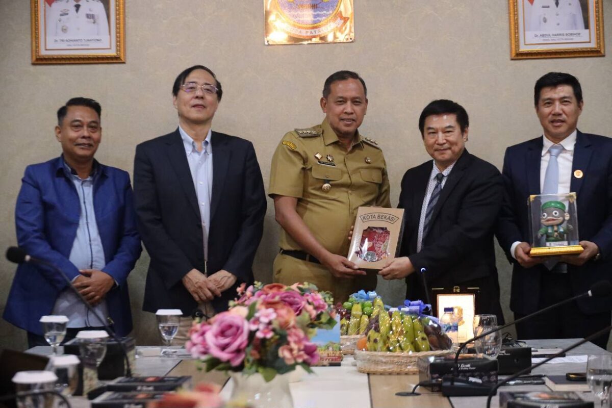 Tri Adhianto Jajaki Kerja Sama dengan Tiongkok