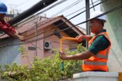 Tri Adhianto Tertibkan Kabel Semrawut Kilometer di Bekasi