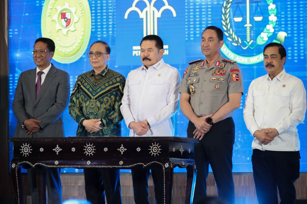 Kapolri-Menkum Teken SKB, Perkuat Kepastian Hukum